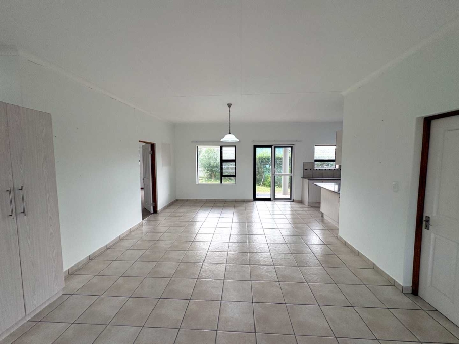 2 Bedroom Property for Sale in Stilbaai Wes Western Cape